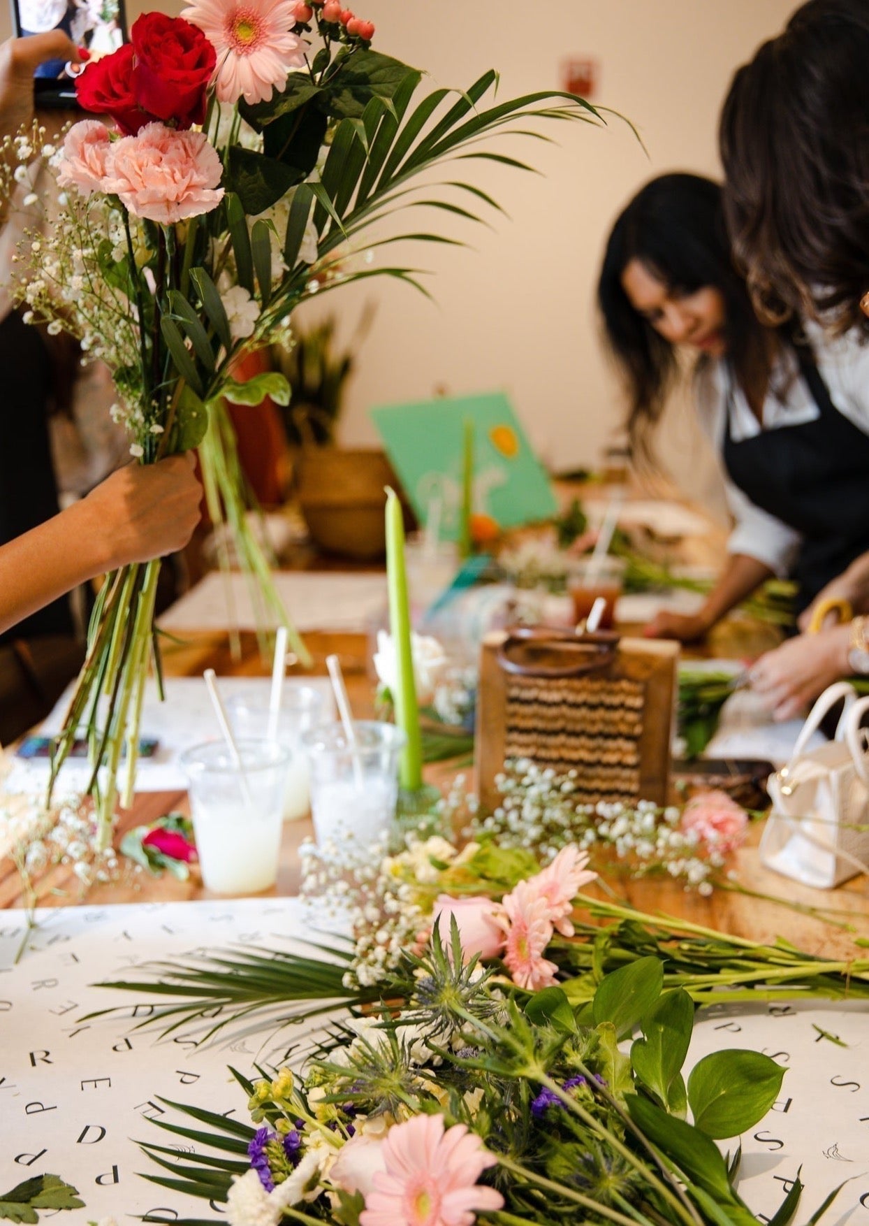 Sip & Design Handtied Bouquet 9/24