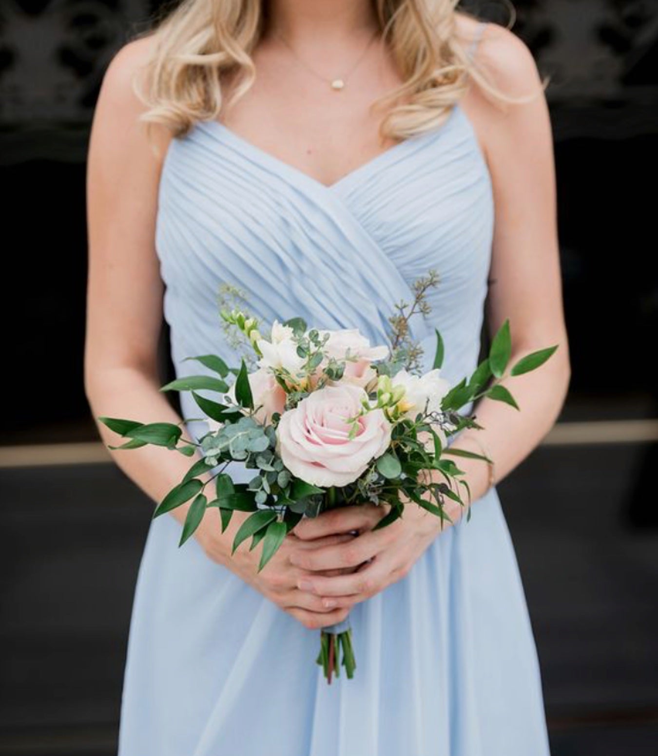 Bridesmaids selling Bouquet